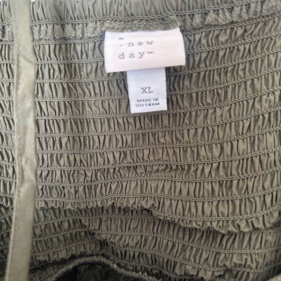 Olive green dress - Picture 2 of 6